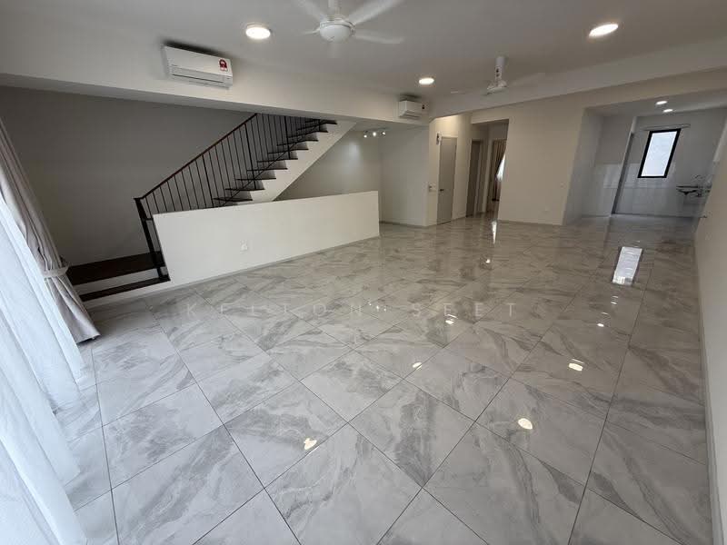 Rumah Teres untuk Disewa di Taman Bukit Serdang (Seri Kembangan) - Kelton Seet - PropertyGuru.com.my
