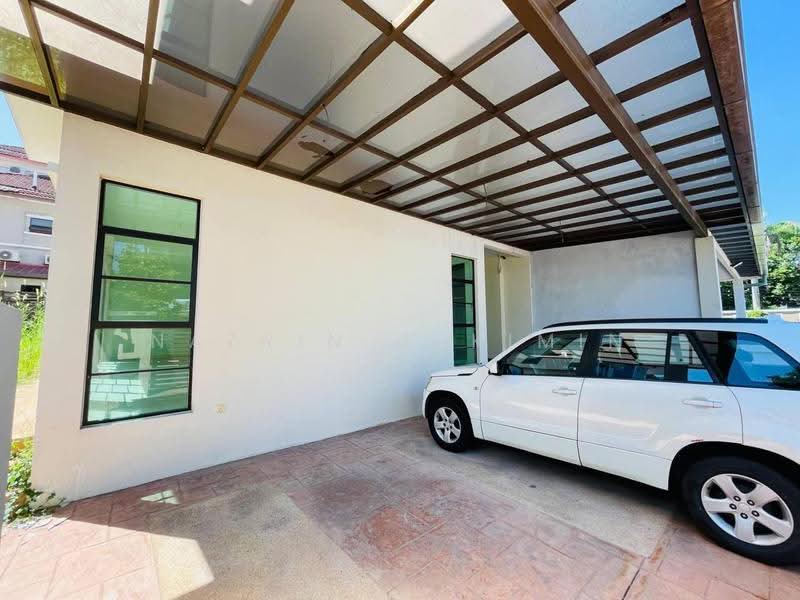Semi-Detached House for Sale in Sungai Buloh (Selangor) - Nazrin Hakimin - Exterior - PropertyGuru.com.my