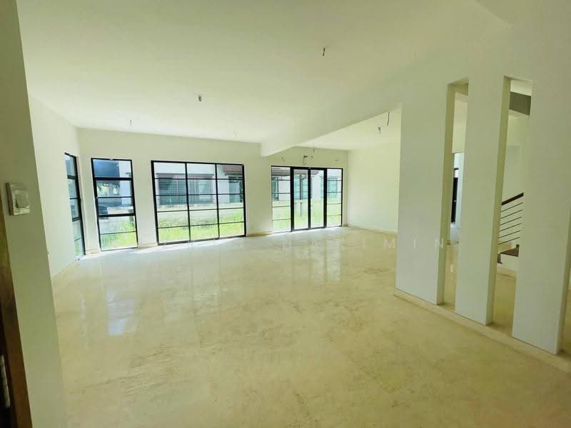 Semi-Detached House for Sale in Sungai Buloh (Selangor) - Nazrin Hakimin - Living Room - PropertyGuru.com.my