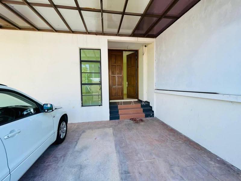 Semi-Detached House for Sale in Sungai Buloh (Selangor) - Nazrin Hakimin - Exterior - PropertyGuru.com.my