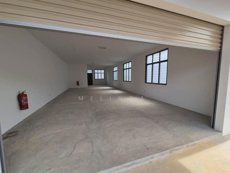 Shop for Rent in Bandar Putra Kulai (Kulai) - Melinda Ee - Interior - PropertyGuru.com.my