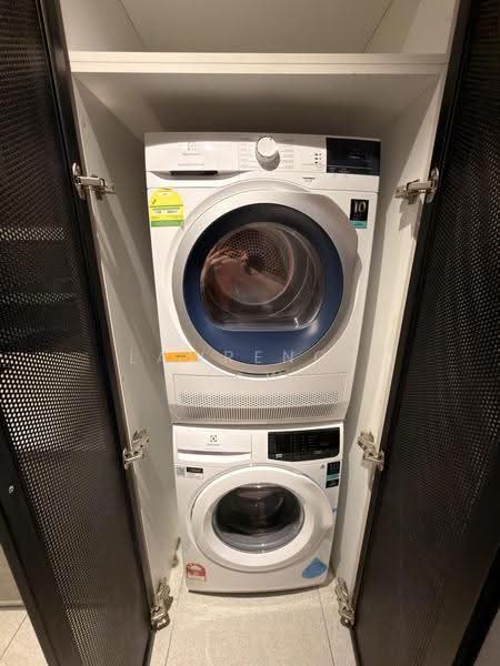 Service Residence for Rent at Millerz Square Serviced Residence - Lawrence Law - Interior - PropertyGuru.com.my