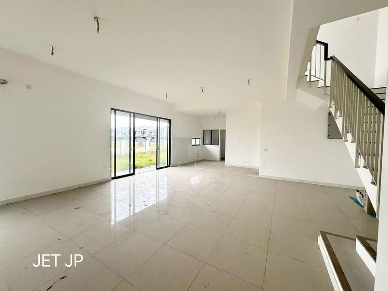 Rumah Teres 2-Tingkat untuk Dijual di Bandar Bukit Raja (Klang) - Daniel Kok - Living Room - PropertyGuru.com.my