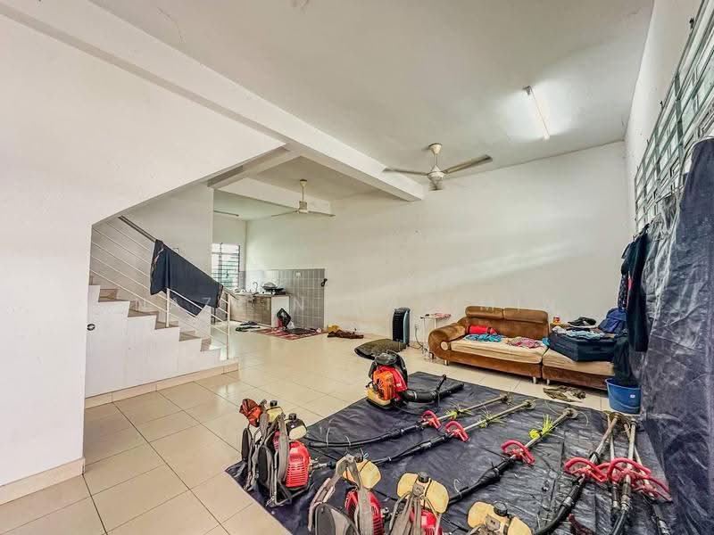 2-storey Terraced House for Sale in Shah Alam (Selangor) - Nazrin Hakimin - PropertyGuru.com.my