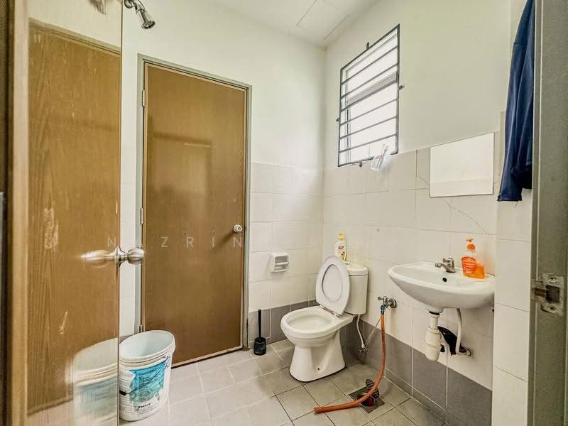 2-storey Terraced House for Sale in Shah Alam (Selangor) - Nazrin Hakimin - PropertyGuru.com.my