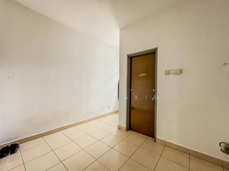 2-storey Terraced House for Sale in Shah Alam (Selangor) - Nazrin Hakimin - PropertyGuru.com.my