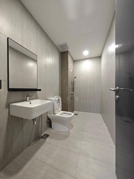 Kondominium untuk Dijual di Kuchai Sentral - Nick Woo - Bathroom - PropertyGuru.com.my