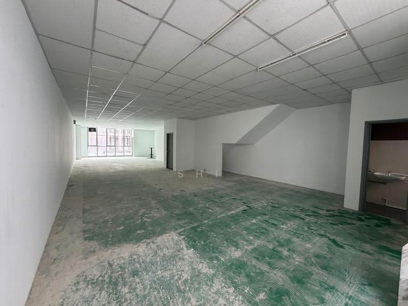 Shop for Sale in Cahaya Kota Puteri (Masai) - Shi Ting - Interior - PropertyGuru.com.my