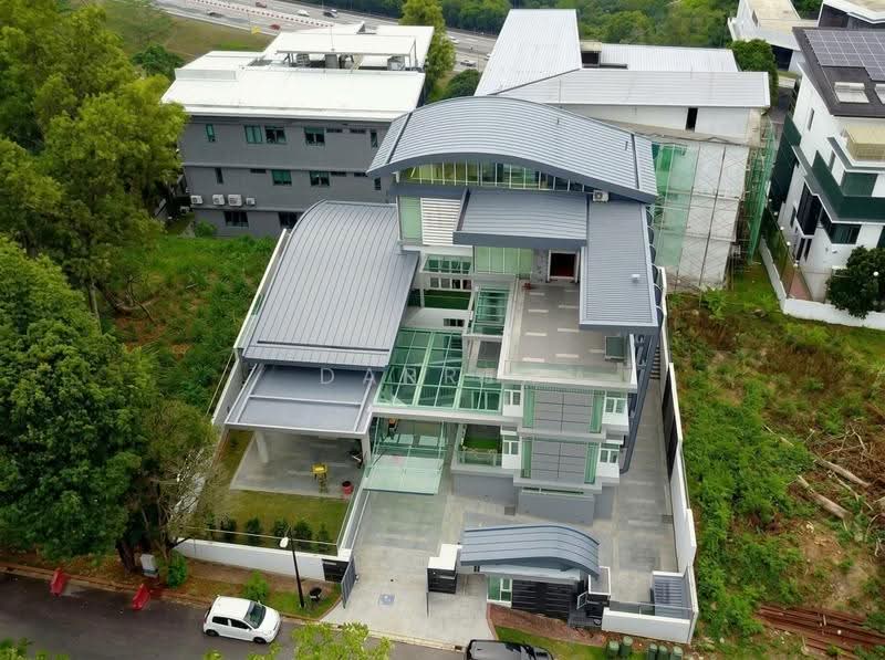 Bungalow House for Rent in Country Heights Damansara (Kuala Lumpur) - Darren Leong - Exterior - PropertyGuru.com.my
