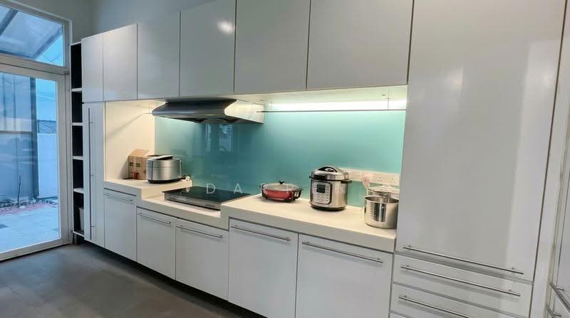 Bungalow House for Rent in Country Heights Damansara (Kuala Lumpur) - Darren Leong - Kitchen - PropertyGuru.com.my