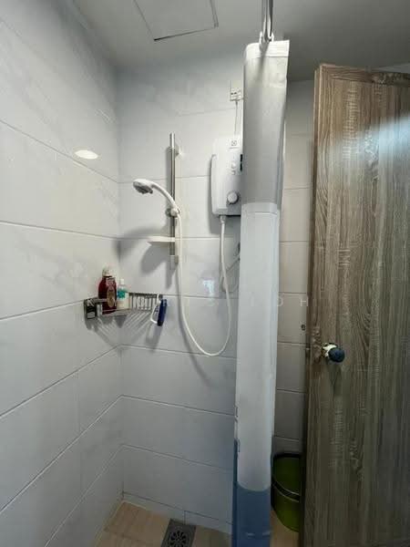 Service Residence for Rent at Country Garden Central Park - Kyoris Loh - Bathroom - PropertyGuru.com.my