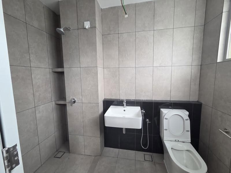 Rumah Teres 2-Tingkat untuk Dijual di Bandar Gamuda Cove (Dengkil) - Aniq Azmi - Bathroom - PropertyGuru.com.my