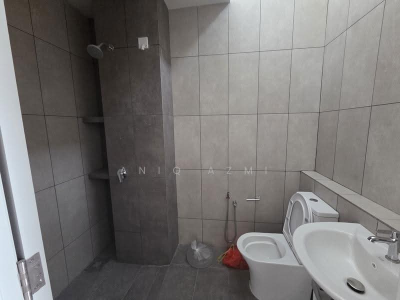 Rumah Teres 2-Tingkat untuk Dijual di Bandar Gamuda Cove (Dengkil) - Aniq Azmi - PropertyGuru.com.my