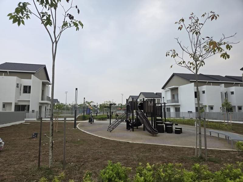 Rumah Teres 2-Tingkat untuk Dijual di Bandar Gamuda Cove (Dengkil) - Aniq Azmi - PropertyGuru.com.my