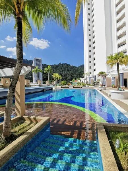 Pangsapuri untuk Dijual di University Place (Plaza Ivory) - Alex Ho - Pool - PropertyGuru.com.my