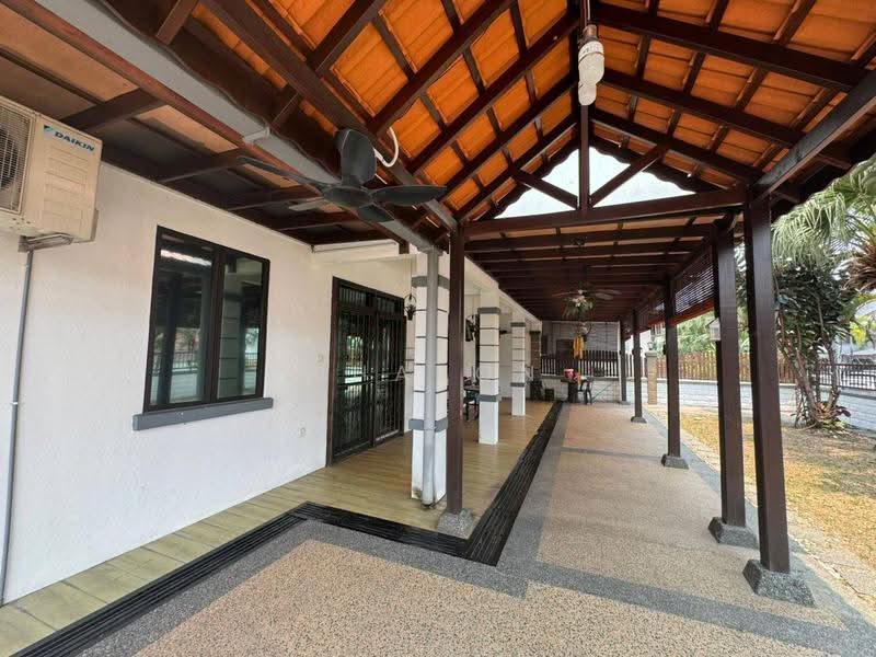 Cluster House for Rent in Austin Heights (Tebrau) - Sharon Wong Shu Shien - Exterior - PropertyGuru.com.my
