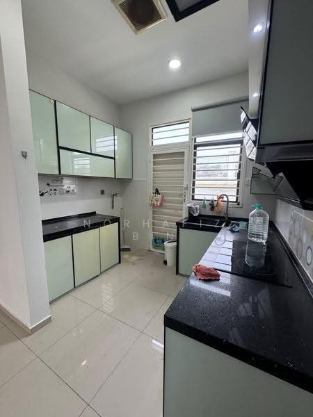 2-storey Terraced House for Rent in Puncak Alam (Selangor) - Norhafiz Bin Mohd Nor - Kitchen - PropertyGuru.com.my