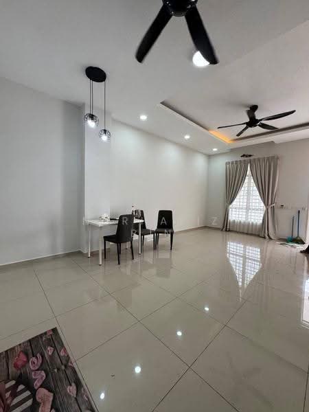 2-storey Terraced House for Rent in Puncak Alam (Selangor) - Norhafiz Bin Mohd Nor - Living Room - PropertyGuru.com.my