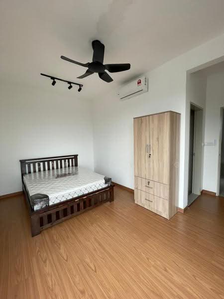 Service Residence for Sale at 216 Residences - Daphne Wong - Bedroom - PropertyGuru.com.my