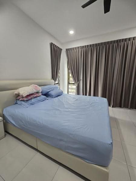 Rumah Teres 2-Tingkat untuk Dijual di Bandar Tiram (Ulu Tiram) - Ee Fong Toh - Bedroom - PropertyGuru.com.my