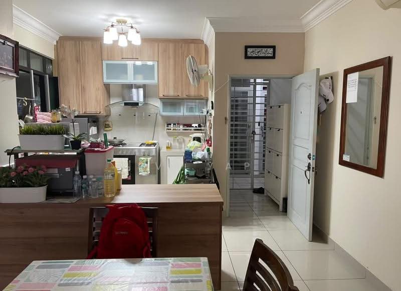 Kondominium untuk Dijual di One Damansara - Eva Yap - Kitchen - PropertyGuru.com.my