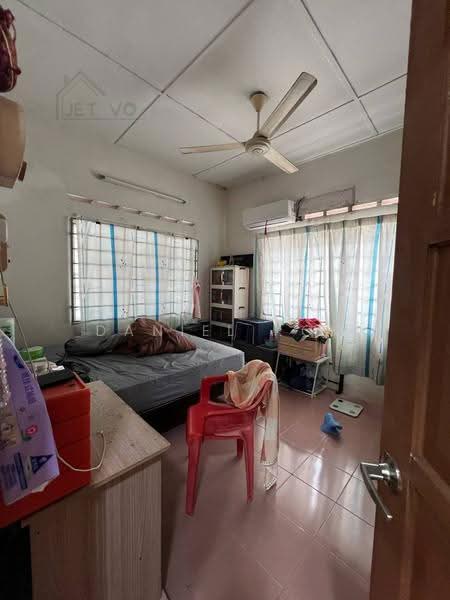 1-storey Terraced House for Sale in Taman Kapar (Kapar) - Daniel Kok - Bedroom - PropertyGuru.com.my