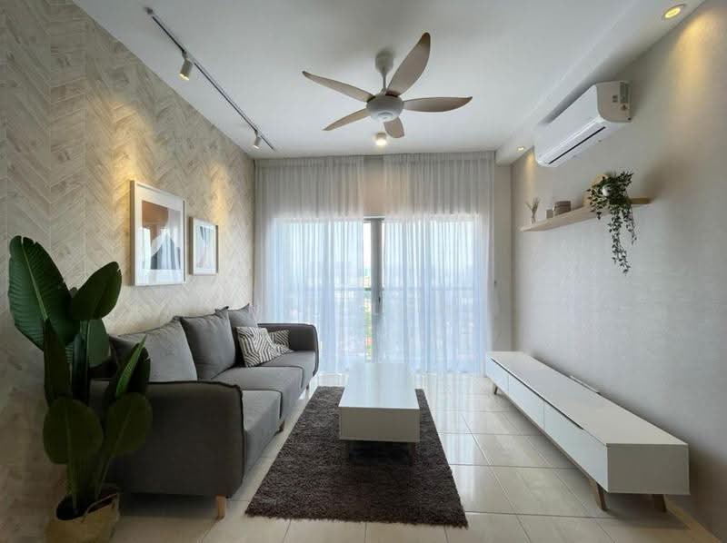 Kondominium untuk Disewa di Platinum Splendor Residence - Nic Low - Living Room - PropertyGuru.com.my