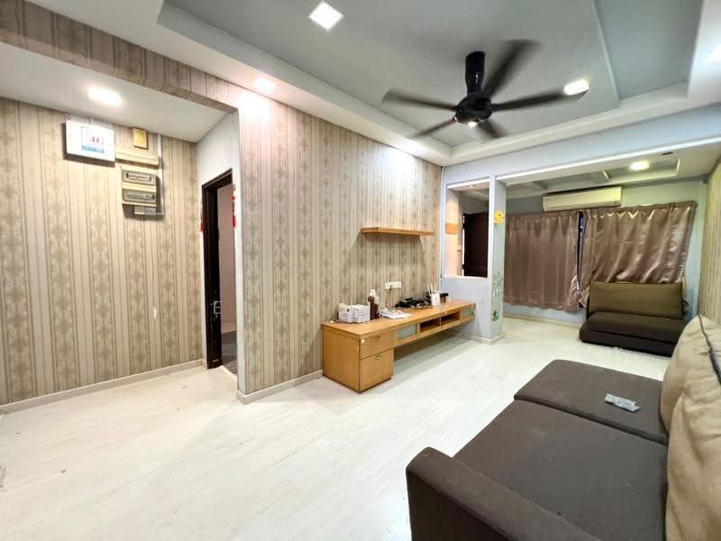 Rumah Teres 1-Tingkat untuk Dijual di Permas Jaya (Johor) - Elunna Ng - PropertyGuru.com.my