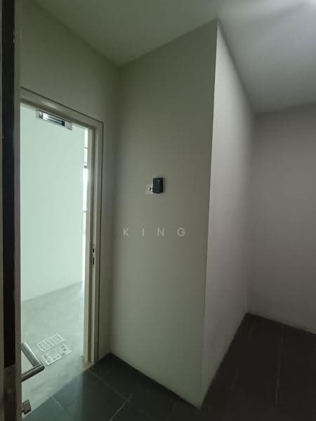 Shop / Office for Rent in Taman Melawati (Ulu Kelang) - King Wha - Entrance - PropertyGuru.com.my
