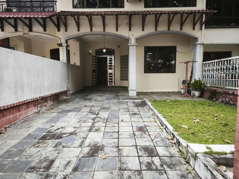 2-storey Terraced House for Sale in Taman Perling (Perling) - Shaun Tey - Exterior - PropertyGuru.com.my