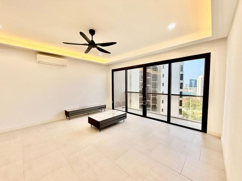 Kediaman Servis untuk Disewa di Jendela Residences - Yin Peng . - Living Room - PropertyGuru.com.my