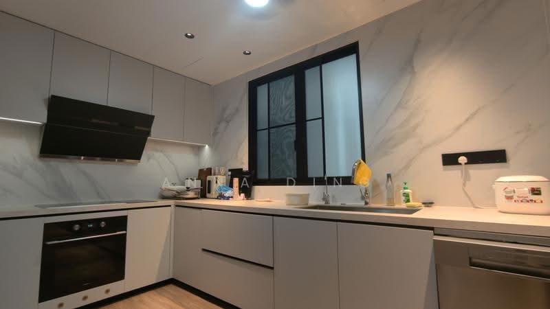 Kondominium untuk Disewa di Residensi 22 - Anna Ding - Kitchen - PropertyGuru.com.my