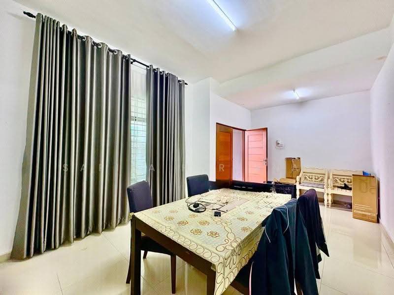 2-storey Terraced House for Sale in Shah Alam (Selangor) - Sariza Hartanah - Dining Room - PropertyGuru.com.my