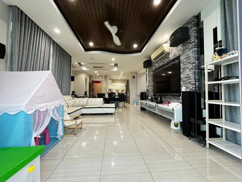 Kondominium untuk Dijual di The LIGHT COLLECTION II - Welson Teh - Living Room - PropertyGuru.com.my