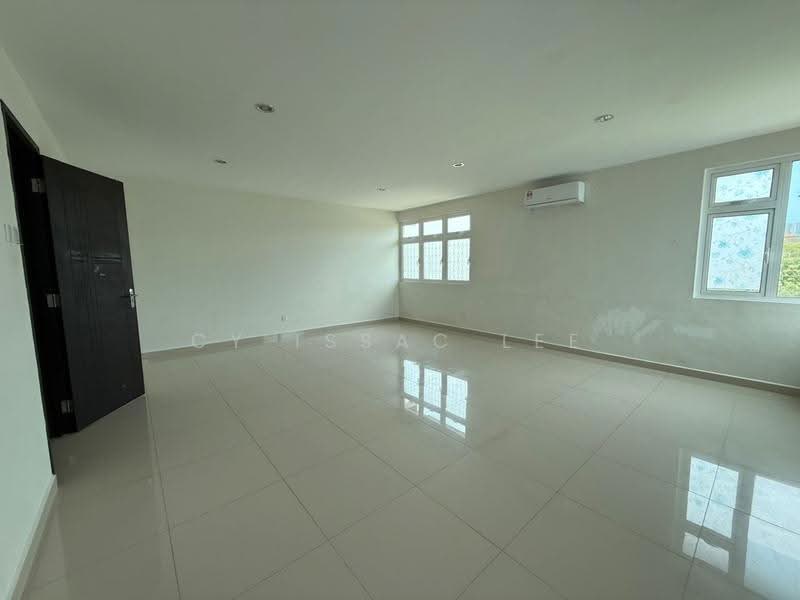 Semi-Detached House for Rent in Taman Tun Sardon (Gelugor) - Cy Issac Lee - Interior - PropertyGuru.com.my