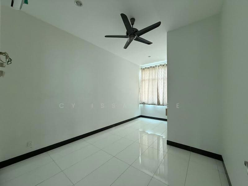 Semi-Detached House for Rent in Taman Tun Sardon (Gelugor) - Cy Issac Lee - Interior - PropertyGuru.com.my