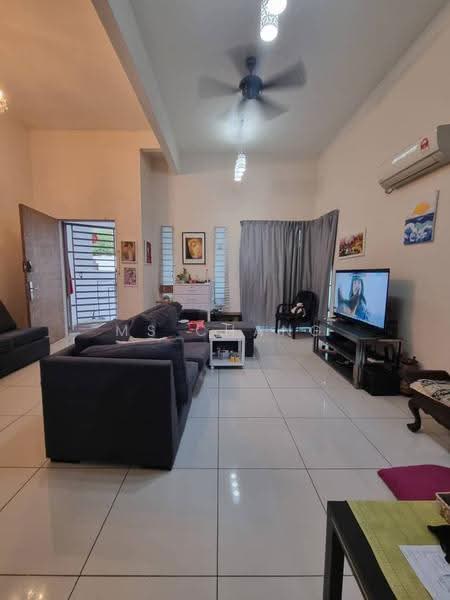 Semi-Detached House for Sale in Minden Heights (Gelugor) - Ms Chang - Living Room - PropertyGuru.com.my