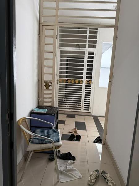 Kediaman Servis untuk Dijual di Amaya Maluri - Michelle Tan - Entrance - PropertyGuru.com.my
