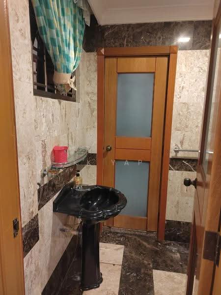 Bungalow House untuk Disewa di Bukit Antarabangsa (Ulu Kelang) - KK Yap - Bathroom - PropertyGuru.com.my