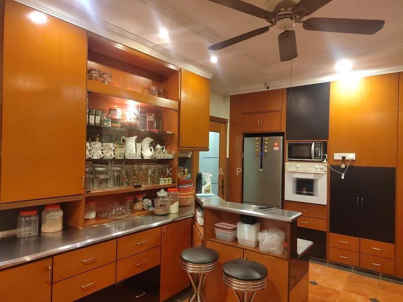 Bungalow House untuk Disewa di Bukit Antarabangsa (Ulu Kelang) - KK Yap - Kitchen - PropertyGuru.com.my
