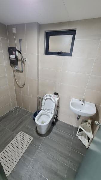 Service Residence for Rent at Parkland Residence @ Kajang 2 - Jaynee Chin - Bathroom - PropertyGuru.com.my