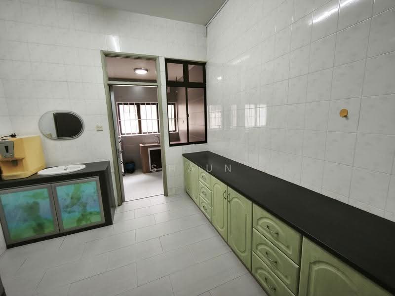 2-storey Terraced House for Sale in Taman Perling (Perling) - Shaun Tey - Kitchen - PropertyGuru.com.my