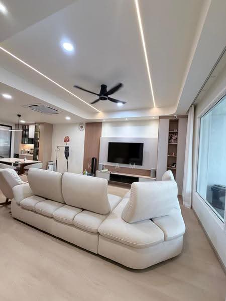 Rumah Teres 2-Tingkat untuk Dijual di Bandar Country Homes (Rawang) - Vikram . - Living Room - PropertyGuru.com.my