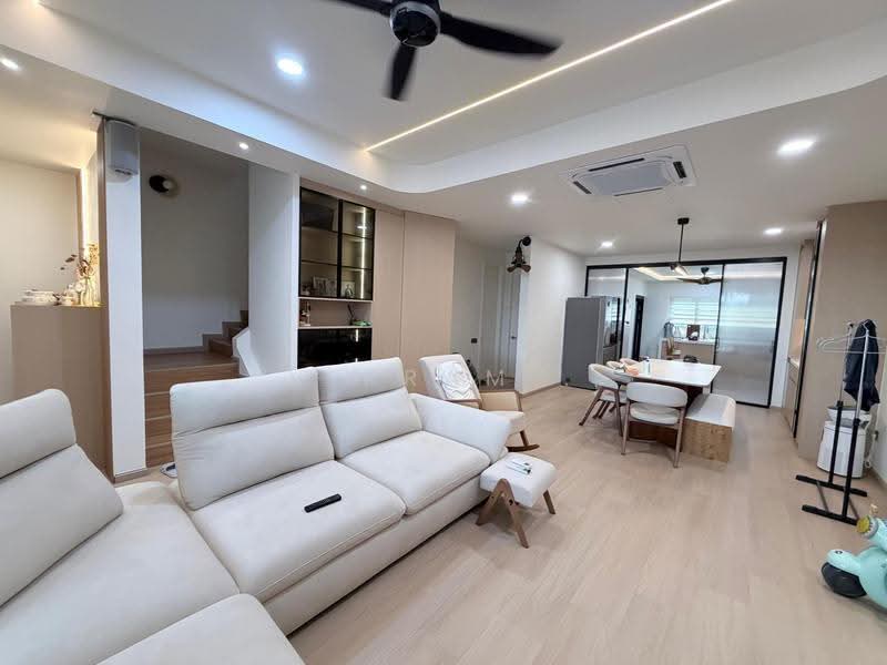 Rumah Teres 2-Tingkat untuk Dijual di Bandar Country Homes (Rawang) - Vikram . - Living Room - PropertyGuru.com.my