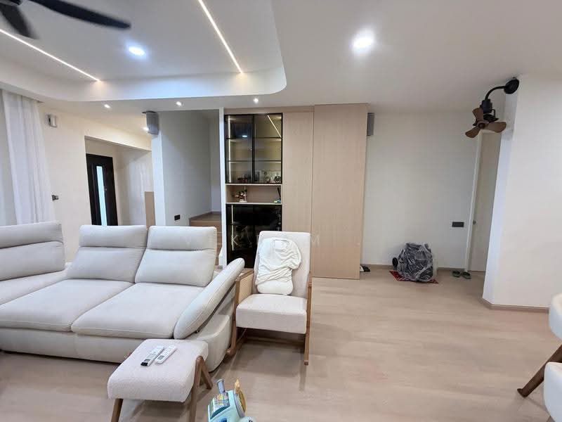 Rumah Teres 2-Tingkat untuk Dijual di Bandar Country Homes (Rawang) - Vikram . - Living Room - PropertyGuru.com.my