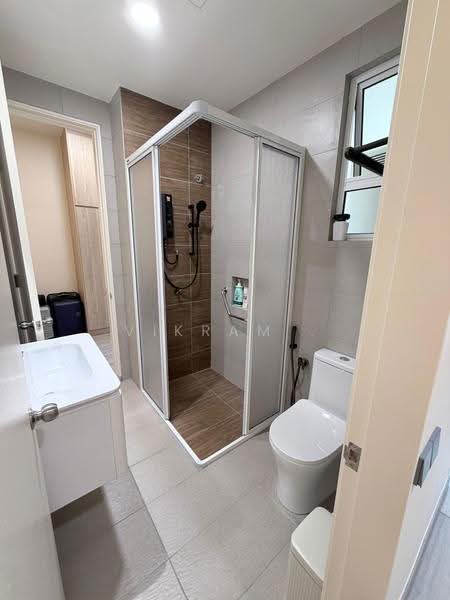 Rumah Teres 2-Tingkat untuk Dijual di Bandar Country Homes (Rawang) - Vikram . - Bathroom - PropertyGuru.com.my