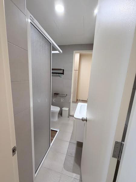Rumah Teres 2-Tingkat untuk Dijual di Bandar Country Homes (Rawang) - Vikram . - Bathroom - PropertyGuru.com.my