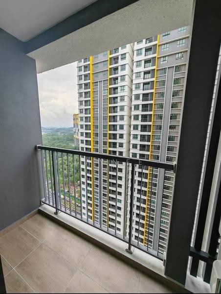 Kediaman Servis untuk Disewa di Parkland Residence - Jaynee Chin - Balcony - PropertyGuru.com.my