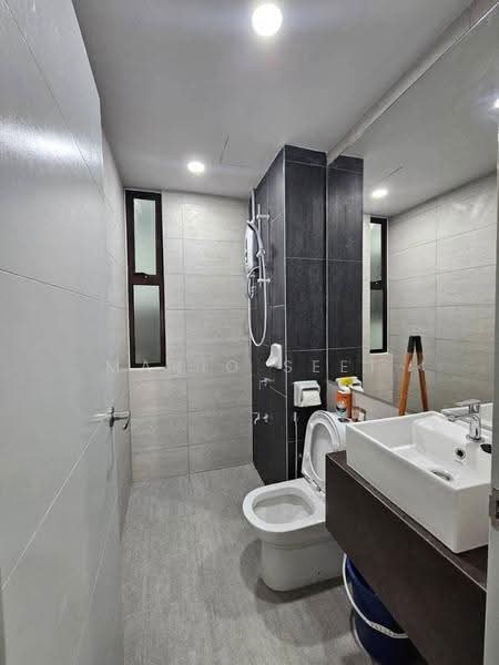 Kondominium untuk Disewa di Admiral Residences - Mario Seet - Bathroom - PropertyGuru.com.my
