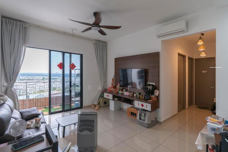 Kediaman Servis untuk Dijual di Zentro Residences Serviced Apartment - Vitas Tan - Living Room - PropertyGuru.com.my